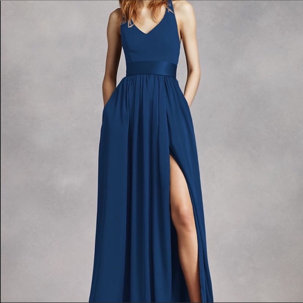 Vera Wang simply elegant navy long evening gown